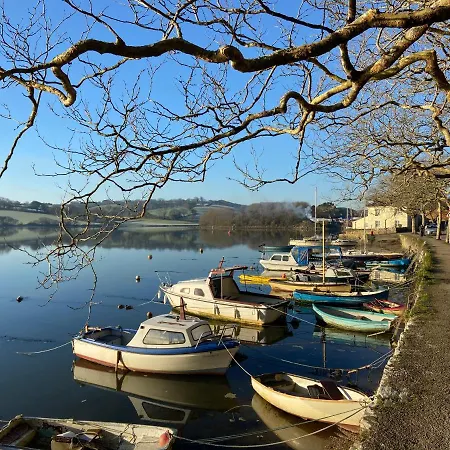 Holiday home Beautiful River View House In Truro